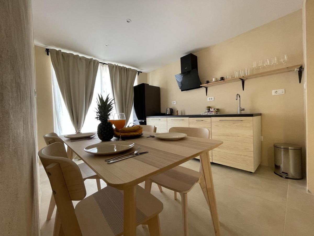 Lejlighed Cozy Matijas With Private Parking And Terrace